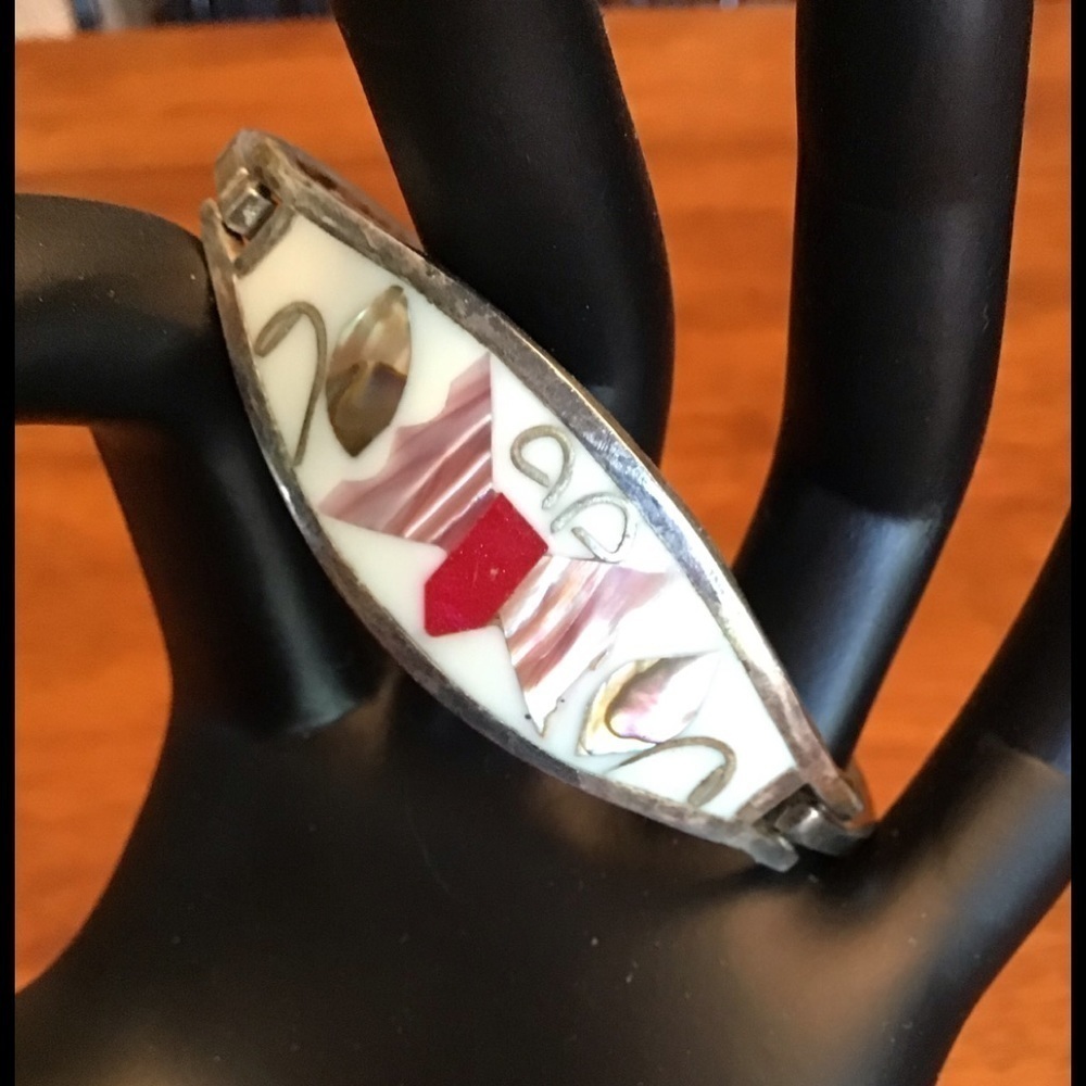 BUTTERFLY inlay bracelet